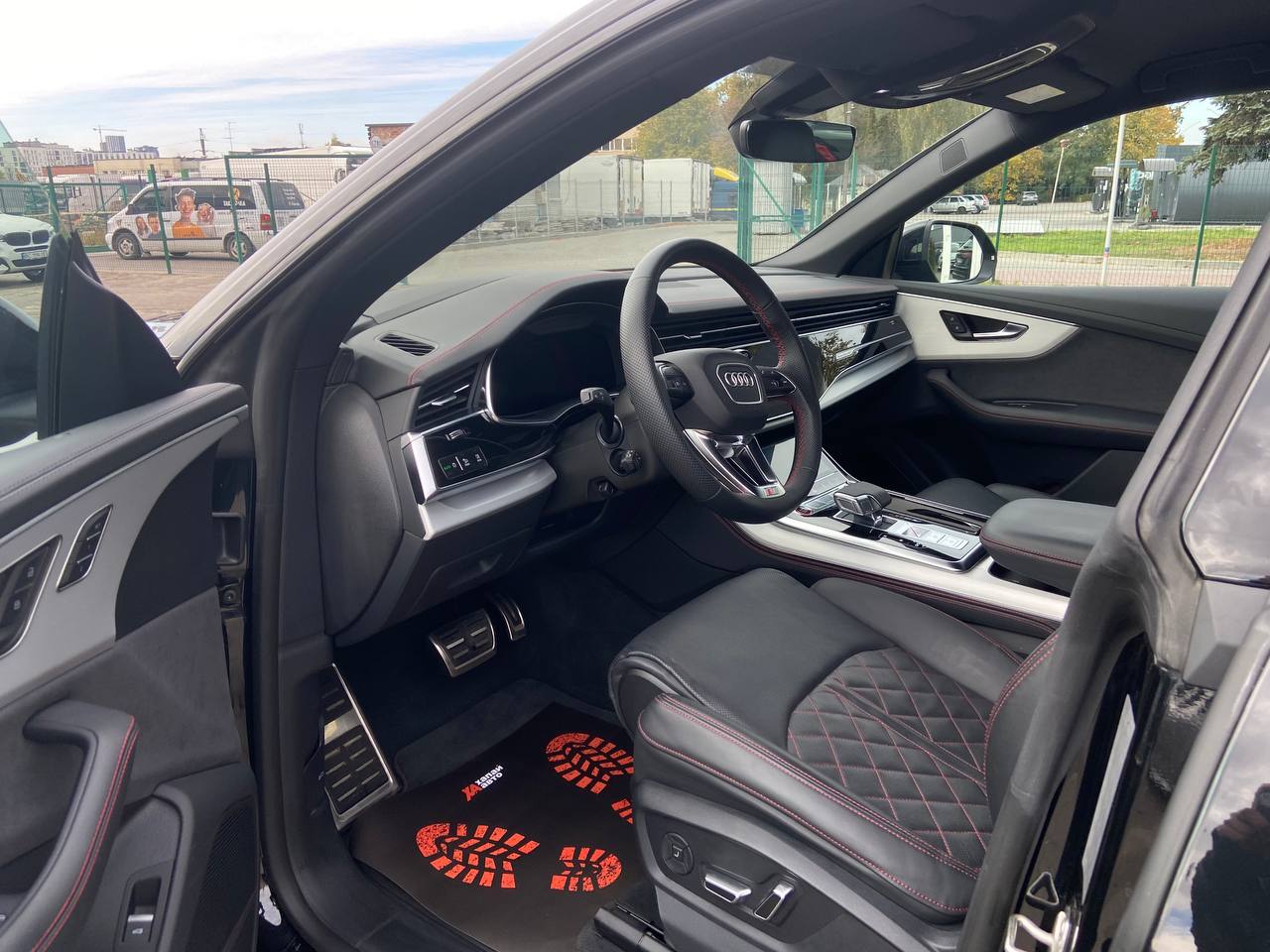 Audi-5
