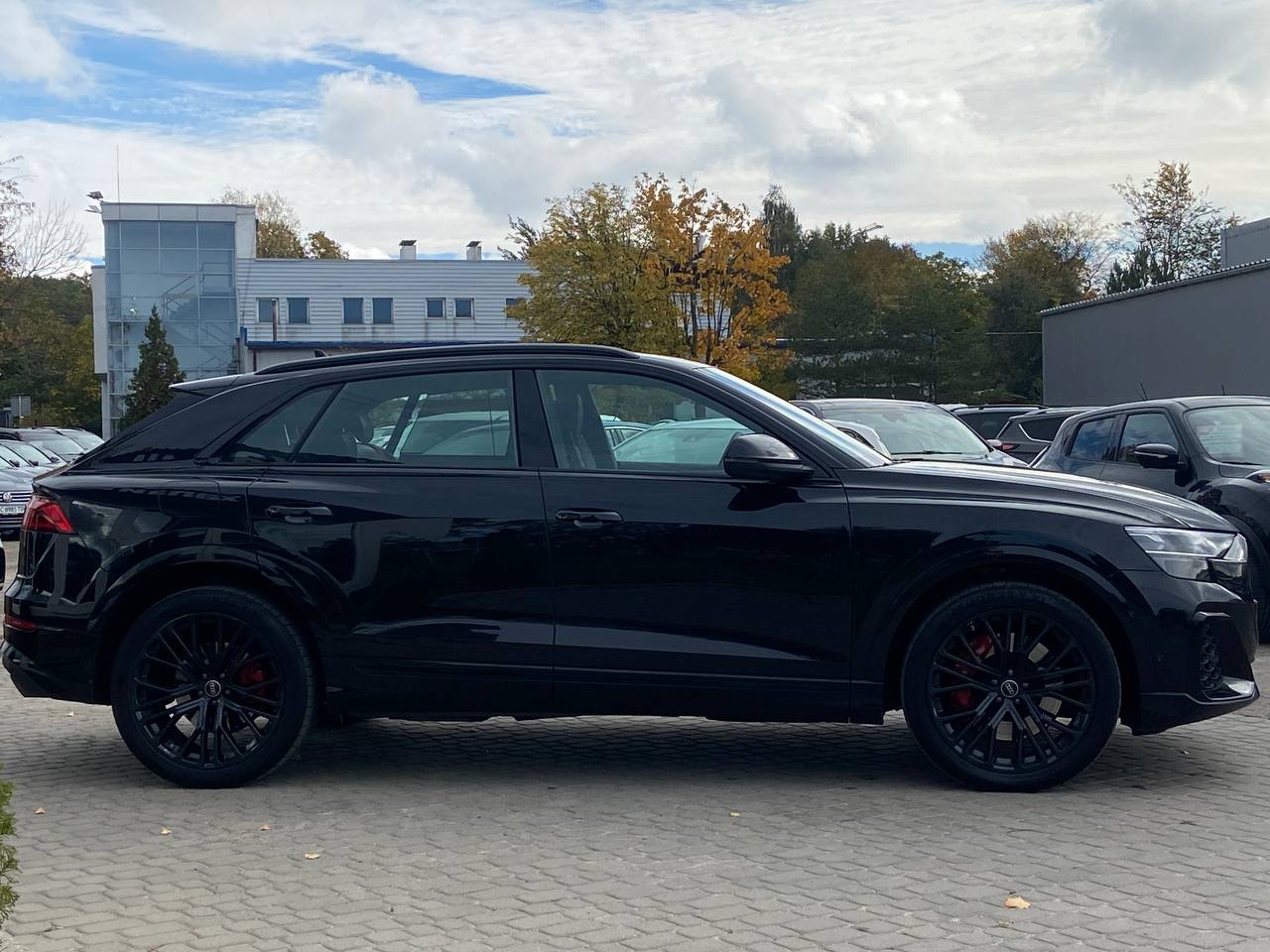 Audi-21
