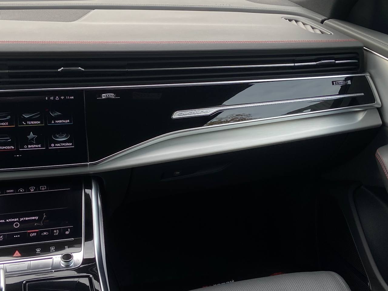 Audi-8