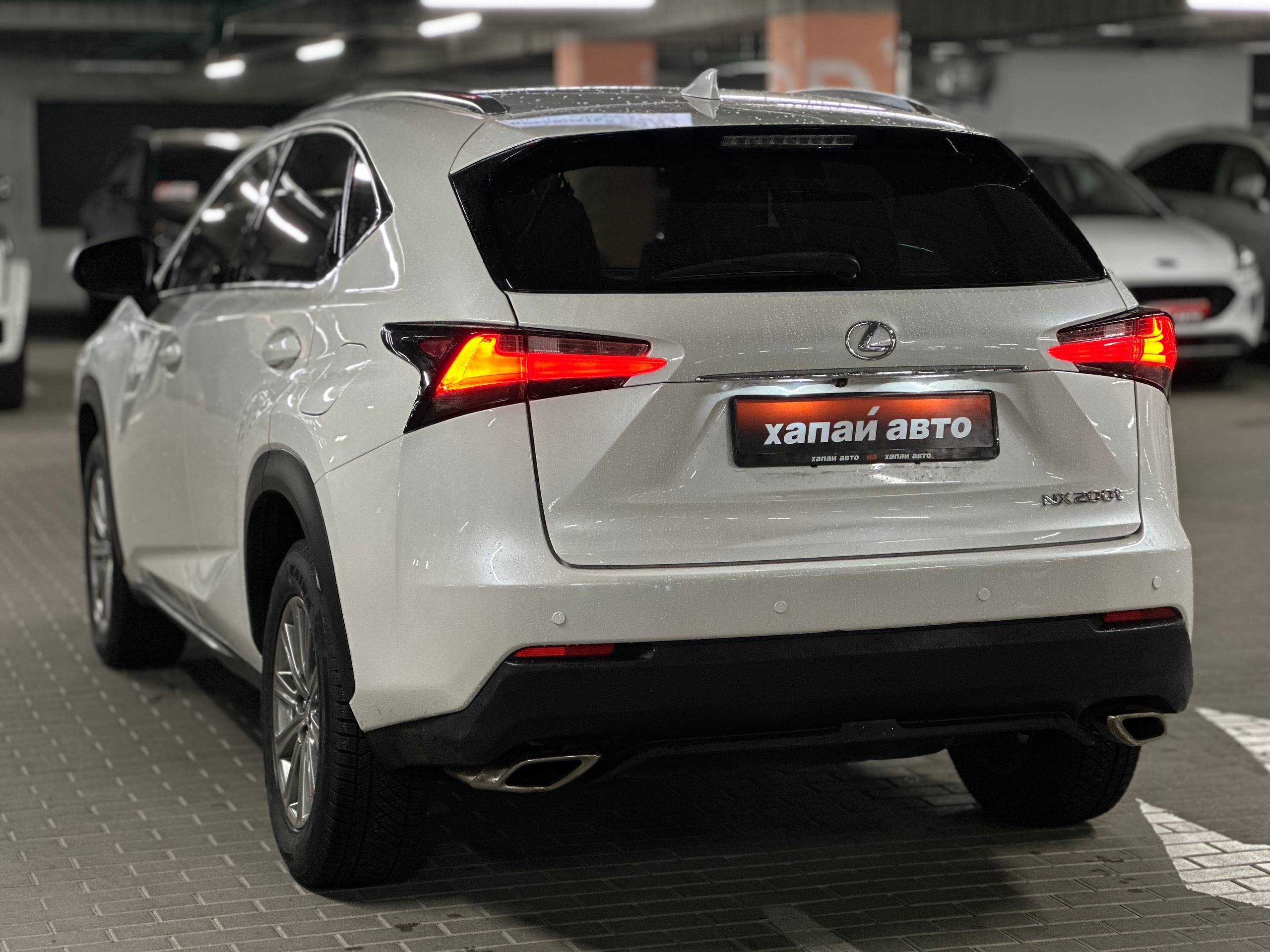 Lexus-2