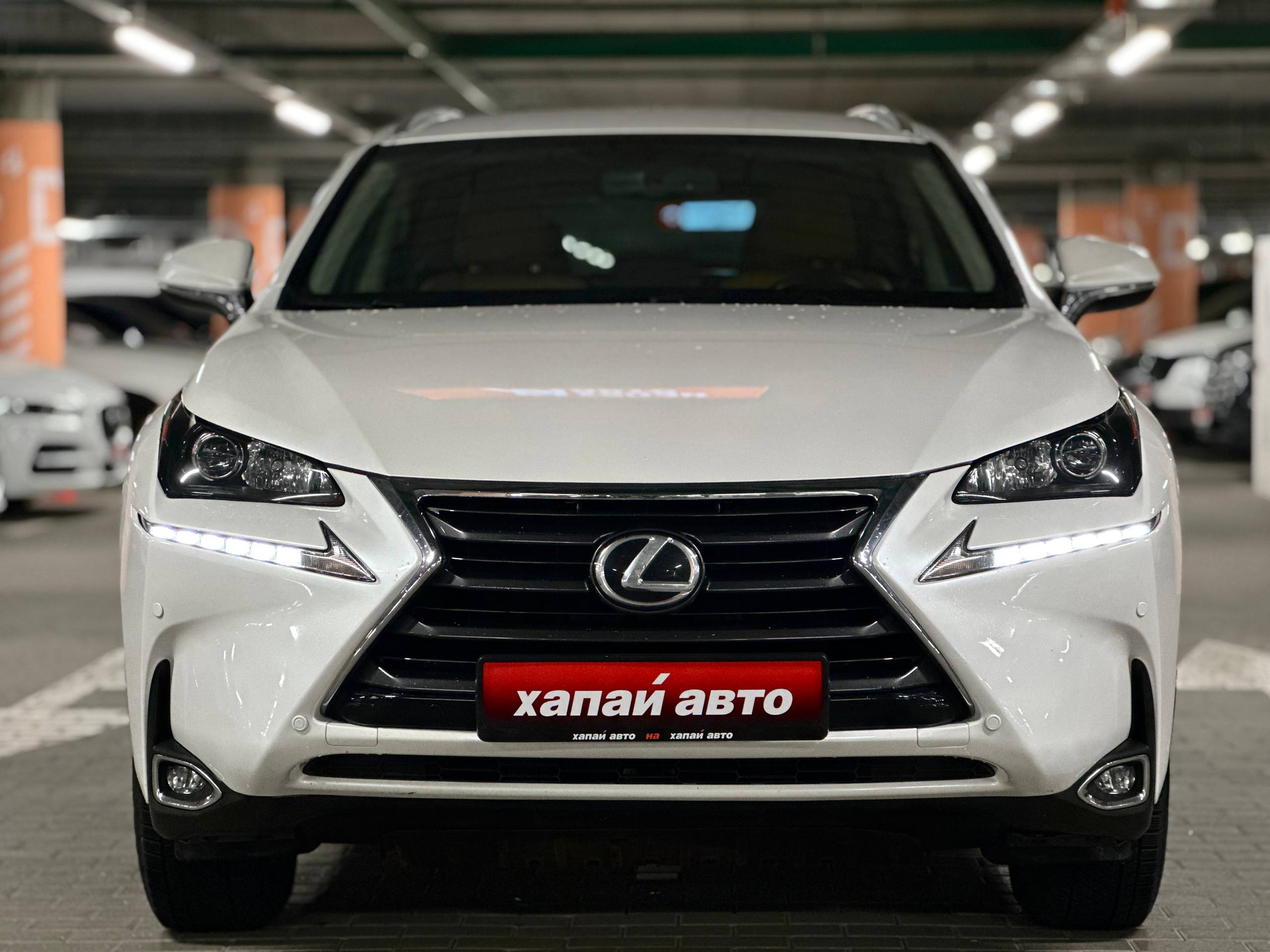 Lexus-0