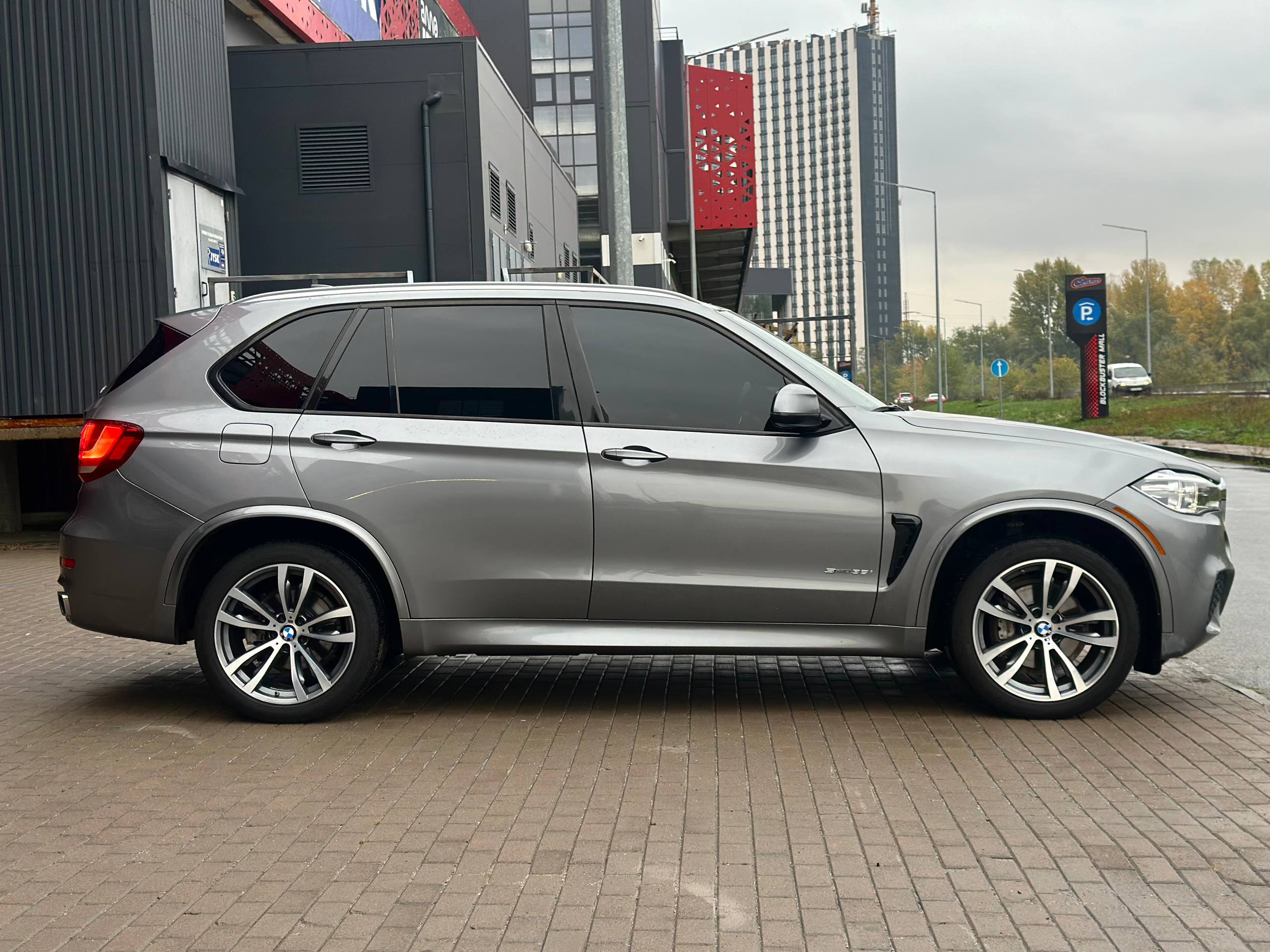 BMW-4