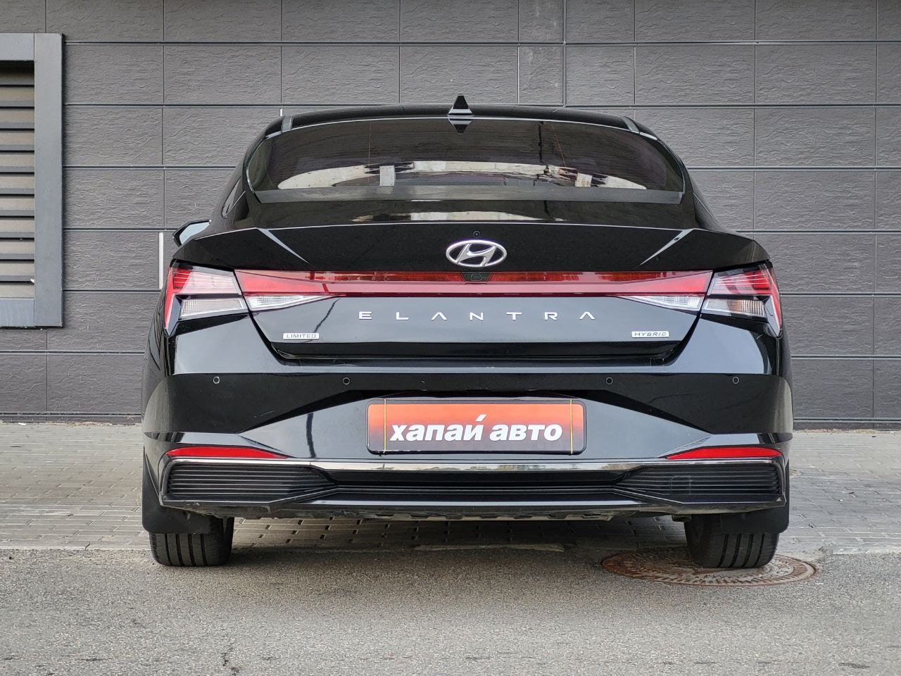 Hyundai-8