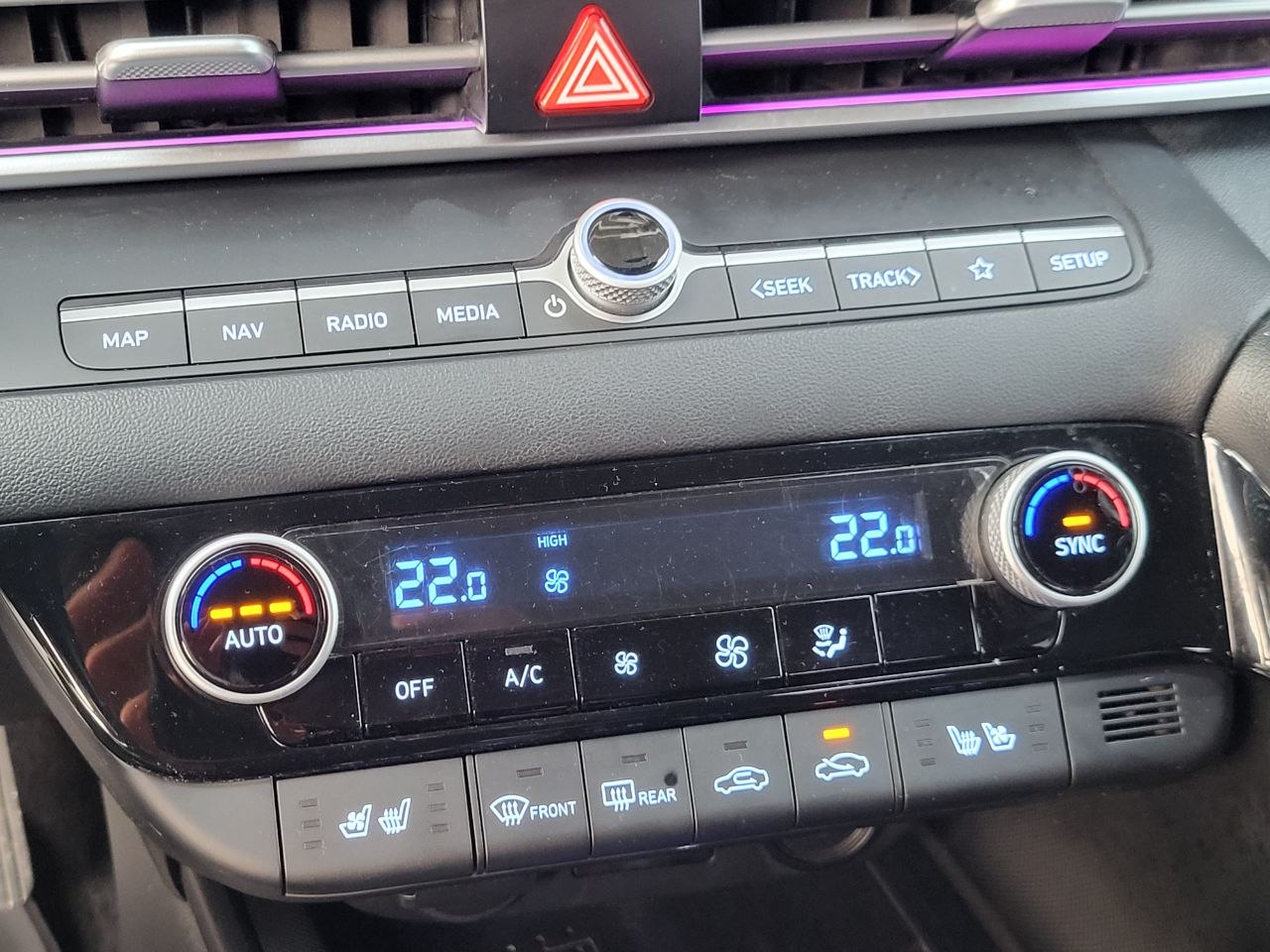 Hyundai-12