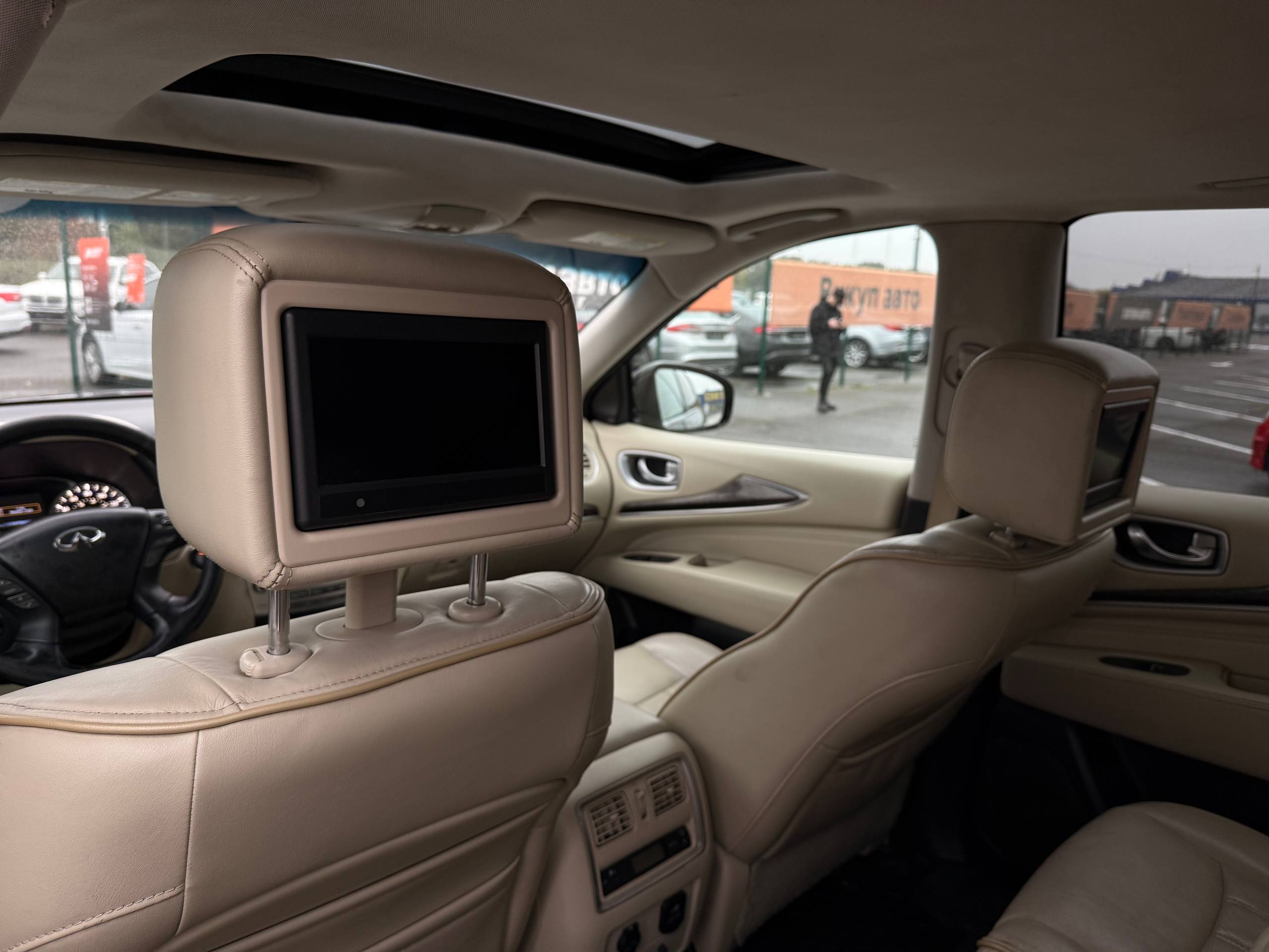 Infiniti-8