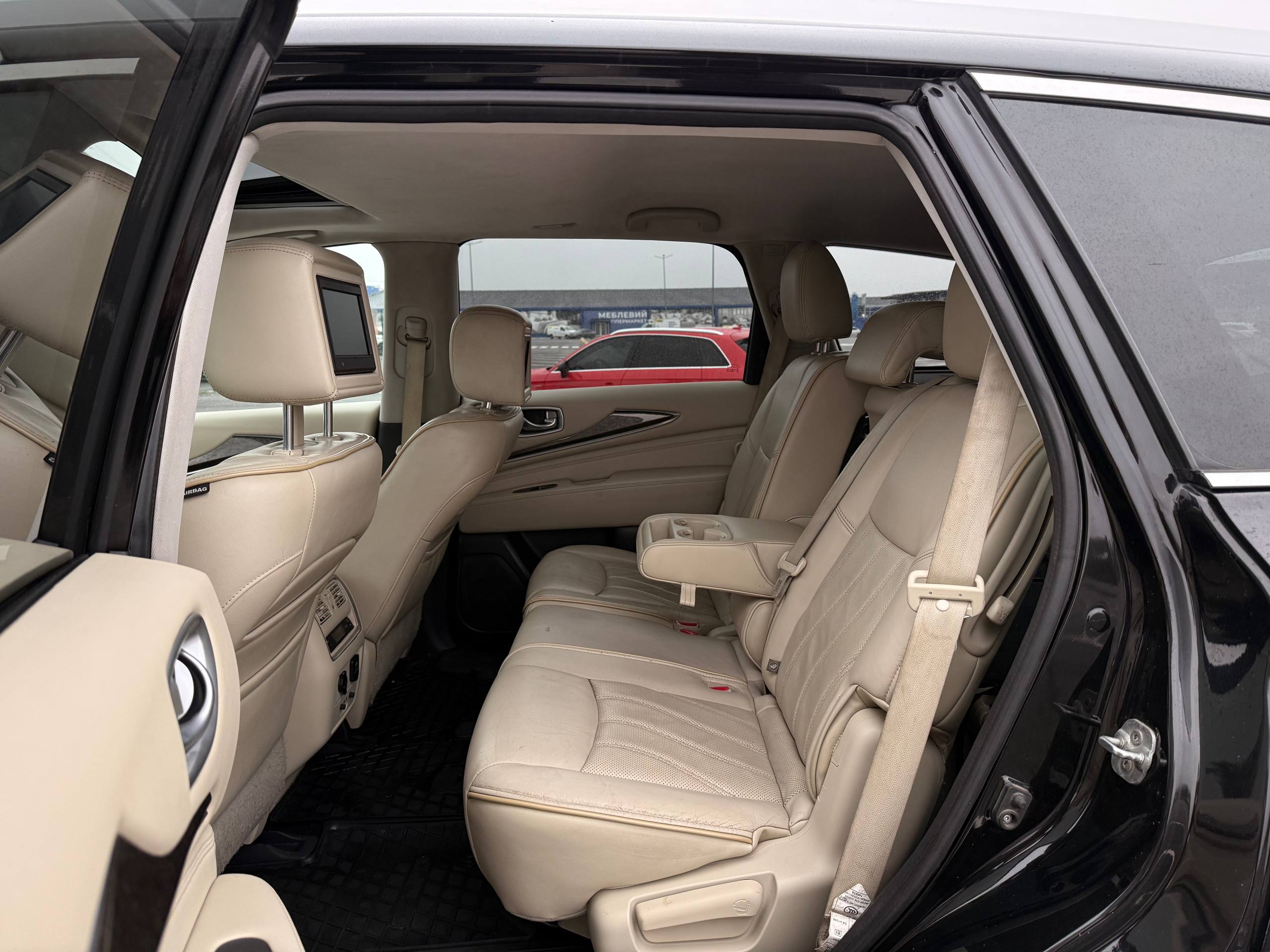 Infiniti-7