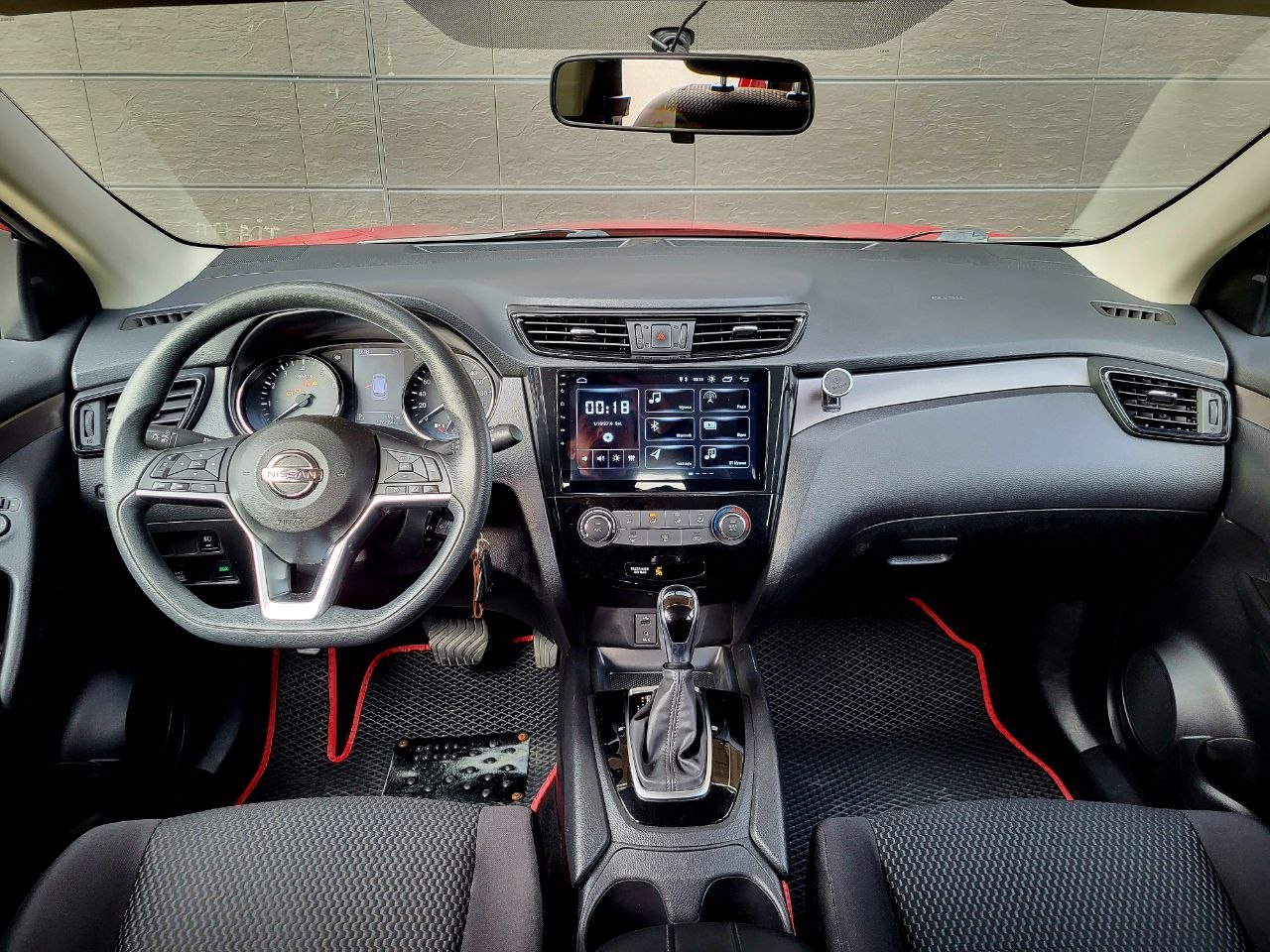 Nissan-15